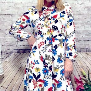 ‼️LONG SLEEVE Floral Maxi Dress w tassels Size S‼️